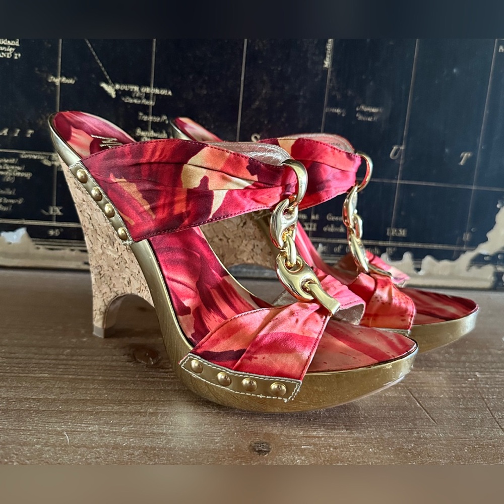 Marciano Red & Gold Chain Heels - Picture 2 of 10